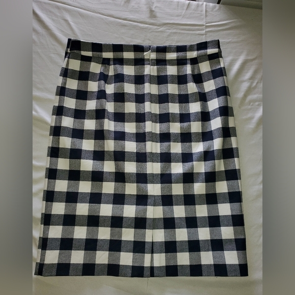 J. Crew Dresses & Skirts - J Crew Navy White lined check skirt 6